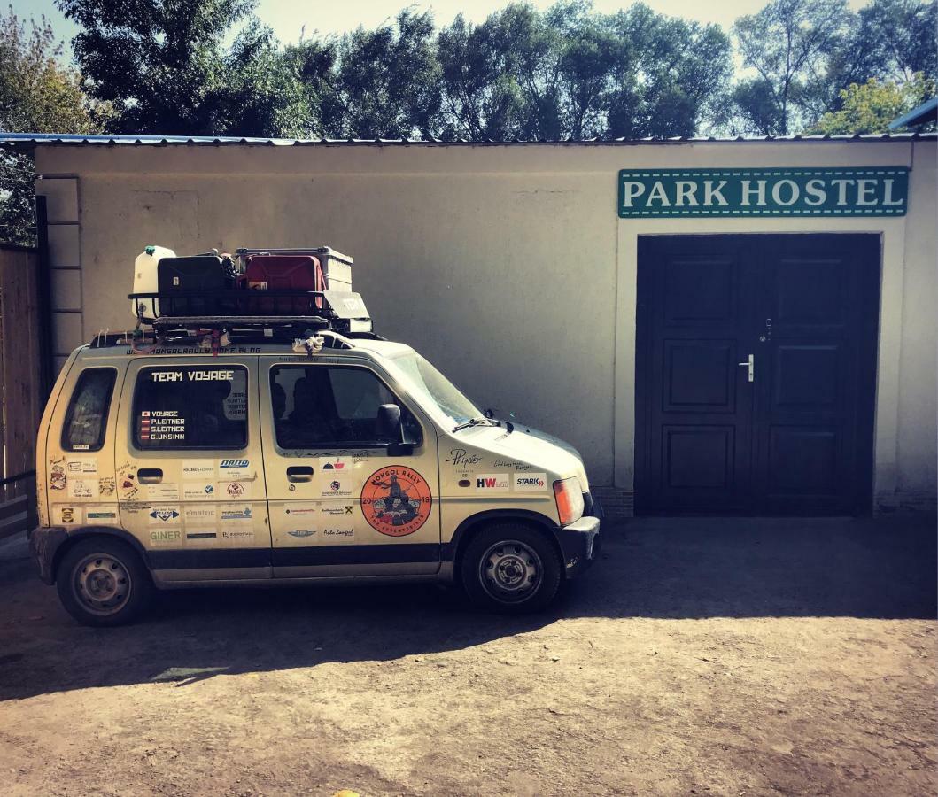 Park Hostel Osch Exterior foto
